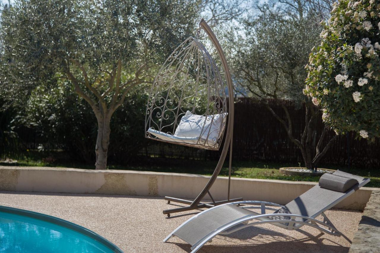 El Sama-In , Piscine Chauffee Villa LʼIsle-sur-la-Sorgue Exteriör bild