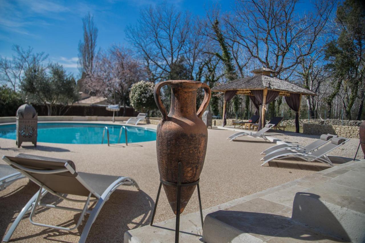 El Sama-In , Piscine Chauffee Villa LʼIsle-sur-la-Sorgue Exteriör bild